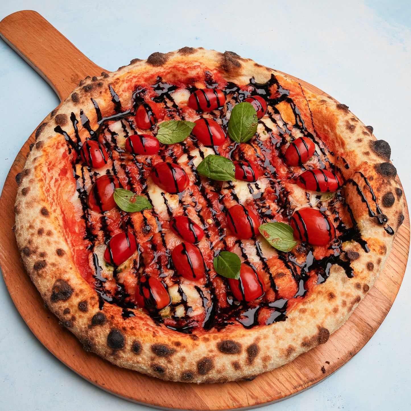 caprese pizza