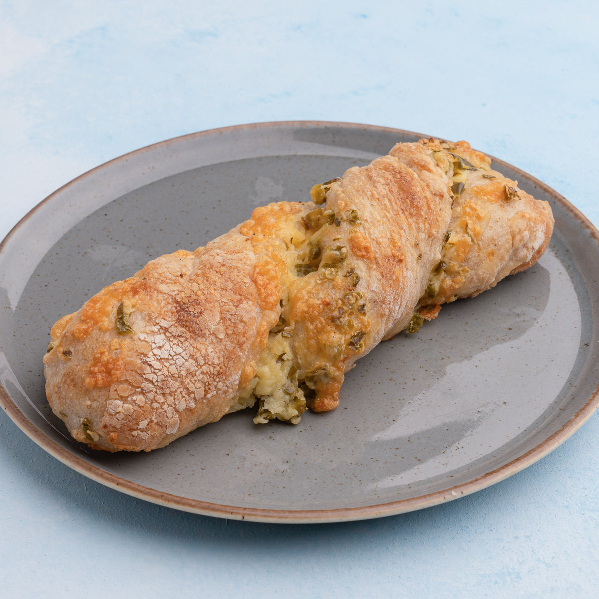 cheese & jalapeño twist